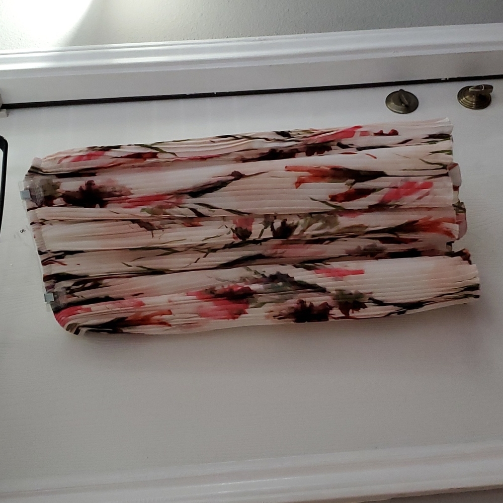 Pleated skirt - size s